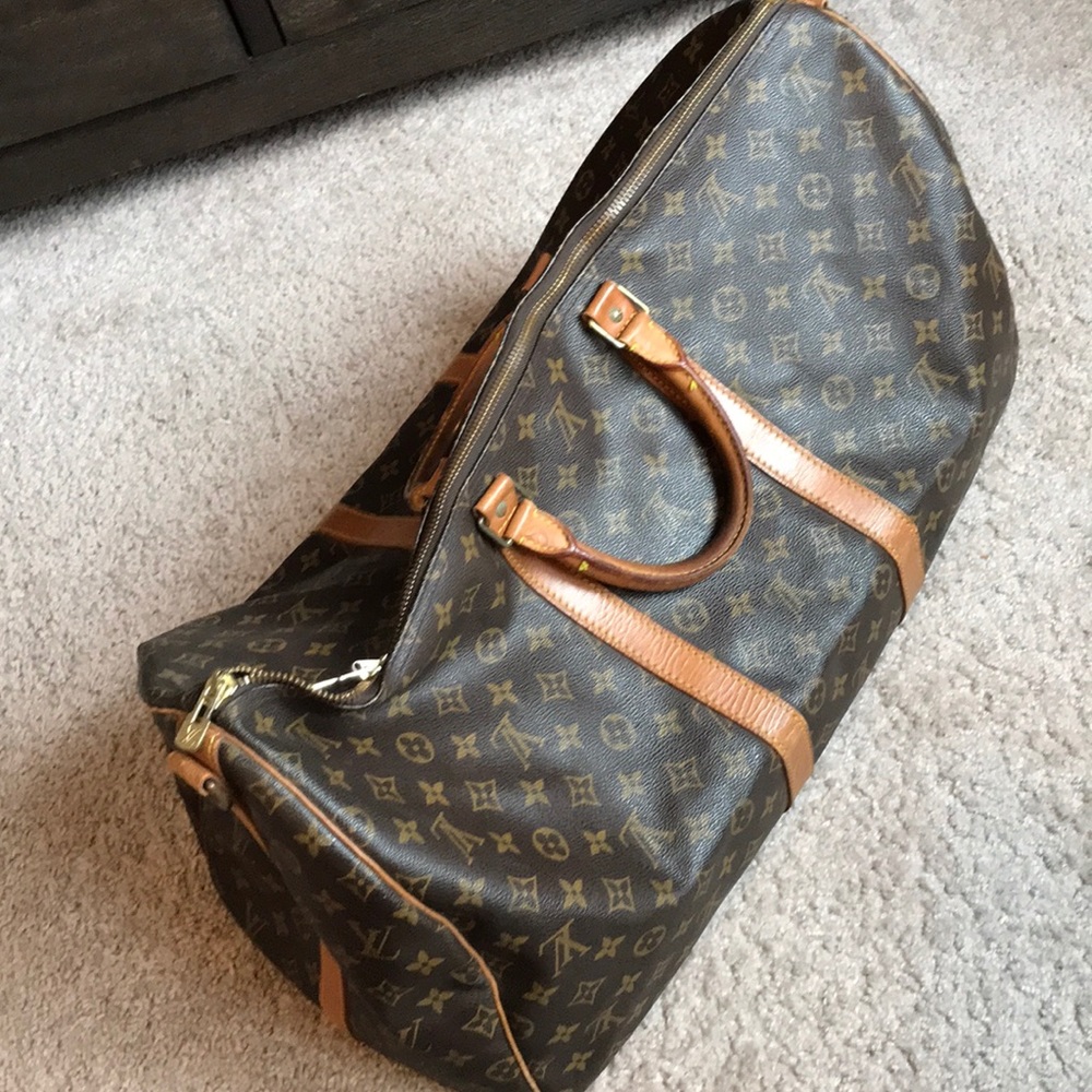 Loui Vuitton Duffel Bag